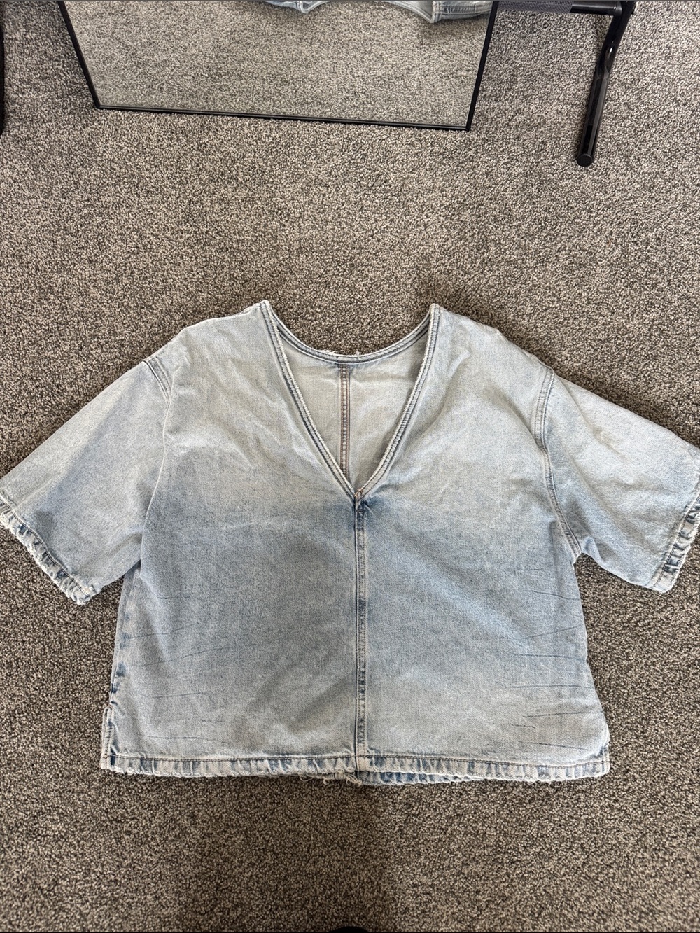 Zara Light Wash Denim V-Neck Boxy Top - Blue
